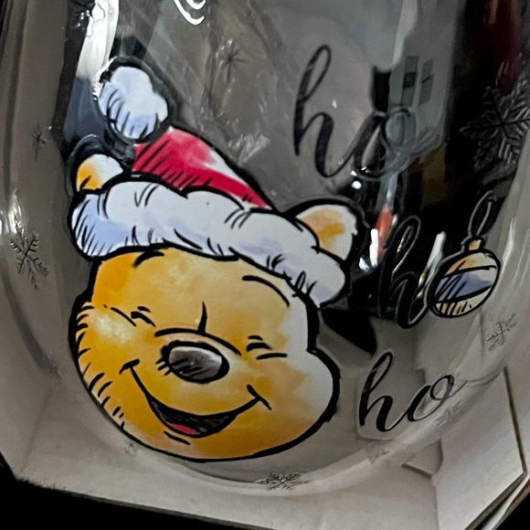 Disney Winnie The Pooh Glass Mug with bamboo lid and topper. - Picture 4 of 4